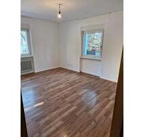 4-Zimmer-Wohnung - 1.450,00&nbsp;EUR Kaltmiete, ca.&nbsp; 93,00&nbsp;m&sup2; in Lahr (Schwarzwald) (PLZ: 77933)