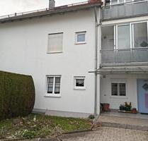3-Zimmer Wohnung mit Balkon Garage und perfekter Anbindung - Jettingen-Scheppach