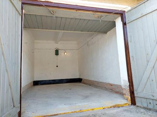 Foto - Vermiete geräumige Garage in Staßfurt - Gänsefurther Straße inkl. Strom