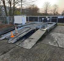 Biete Garage, Halle Saale, Pleißestraße, Grube, Strom - Halle (Saale) Halle-Neustadt