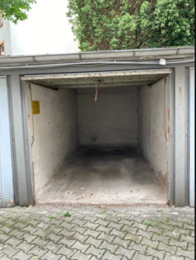 Foto - Garage in verkehrsgünstiger Lage von Bornheim zu vermieten
