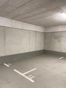 Foto - Tiefgaragenstellplatz in Kiebitzstraße, Lohhof