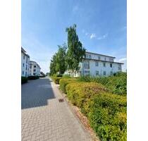 3 Zi.,ruhige Lage, Balkon, Stellplatz - Güstrow