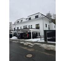 Bad Berleburg zentral! WE 1 EG! Neuwertig, Erdwärme! Traum-Lage mit Bachlauf!