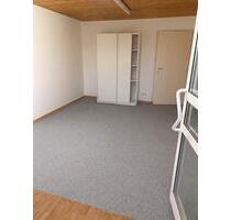 Wohnung zu vermieten - 650,00&nbsp;EUR Kaltmiete, ca.&nbsp; 65,00&nbsp;m&sup2; in Neuffen (PLZ: 72639)