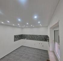 Nach Voll-Sanierung Erstbezug 2 Zi- Whg.Ludwigshafen Mundenheim - Ludwigshafen am Rhein