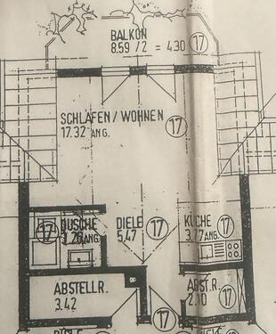 Foto - DG Wohnung EBK Balkon Stellplatz möbliert