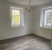 1 Zimmer Wohnung 33 qm, saniert, ab sofort, FÜR EINE PERSON - Augsburg Oberhausen