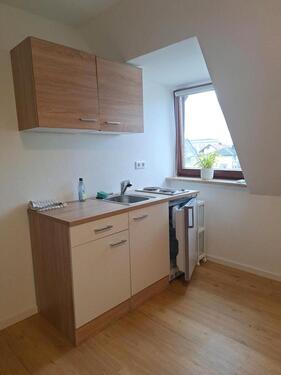 Foto - Möbliertes Zimmer mit Gemeinschaftsbad