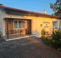 Kleines Haus ( Bungalow) mit Garten - Weilheim