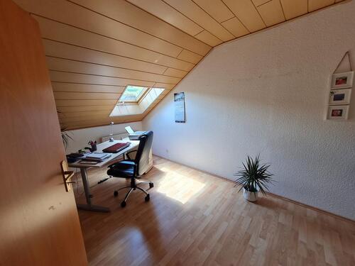 Foto - 4 Zimmer Dachgeschoßwohnung in Heimsheim