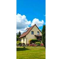 Haus mit großem Grundstück von privat provisionsfrei - Markersdorf