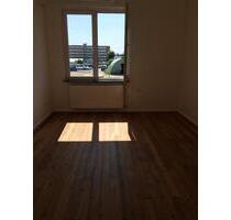 Helle Gewerbeeinheit im Frankfurter Osten - Frankfurt am Main Bergen-Enkheim