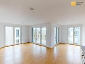 Foto - Kompakte 4-Zimmer-Wohnung mit moderner Einbauküche, separatem Gäste-WC und Loggia