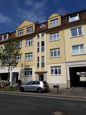 Foto - Helle Erdgeschosswohnung mit Balkon, Stellplatz & Gartenblick