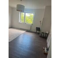 3 Zimmer Wohnung, Möbeliert 30165 Hannover, 2 Balkone, 82m2