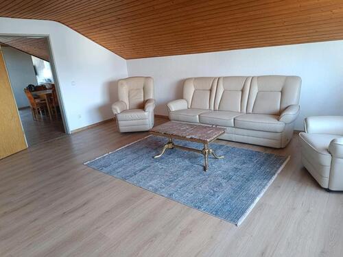 Foto - 3-Zimmer-Wohnung (90 qm) – möbliert – KL Bezenberg