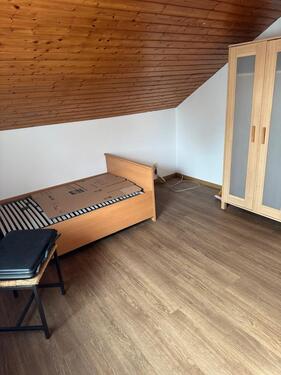 Foto - 1 Zimmer Dachgeschoßwohnung zur Miete in Bogen