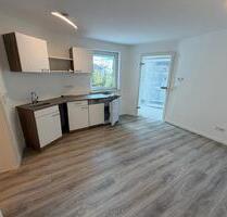 Helle 2-Zimmer-Souterrainwohnung mit separatem Eingang - Geiselbach