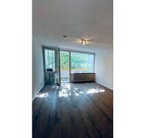 Studio-Apartment mit großem Balkon in Giesing - München Ramersdorf-Perlach