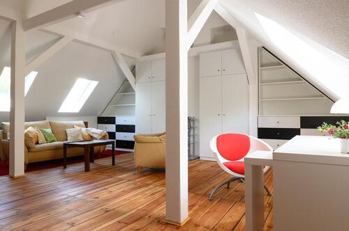 Foto - TOPLAGE - schöne, helle renovierte Maisonetten-Einliegerwohnung