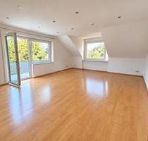 Großzügige 3-Zimmer-Wohnung mit Balkon und Garage in Abensberg