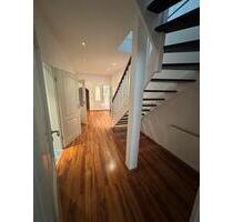 Exklusive Wohnung im Zentrum zu vermieten! - Döbeln