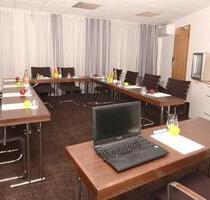 Großzügig gestaltete und moderne Büroräume in Gerlingen - All-in-Miete