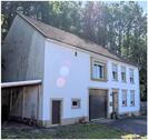 Foto - Sanierungsbedürftiges Haus mit großem Grundstück