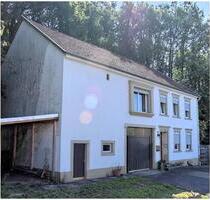 Sanierungsbedürftiges Haus mit großem Grundstück - Wadern
