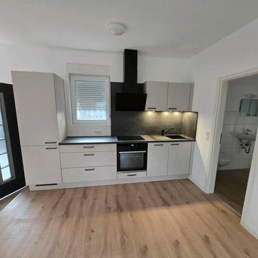 Foto - 2 Zimmer Wohnung MA -Frisch renoviert & mit großer Terrasse