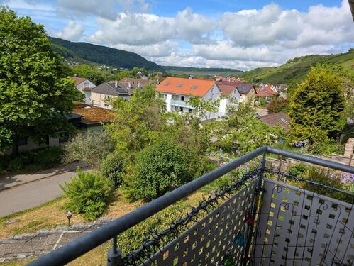 Foto - 5 Zimmer Wohnung mit großem Balkon und herrlicher Aussicht