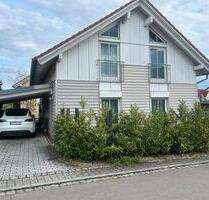 Großzügiges 5,5-Zimmer-Haus mit Garten, Carport & Stellplatz - Salach