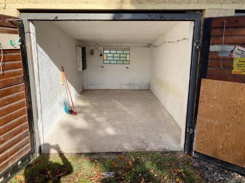 Foto - Garage zu vermieten - 100,00&nbsp;EUR Miete,