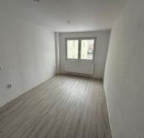 Helle 3-Zimmer-Wohnung in ruhiger Remise – ideal für Paare oder kleine Familien - Naumburg (Saale)