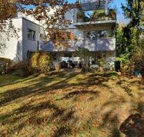 Bezugsfrei: 4 Zimmer (115 m²) in Berlin-Dahlem mit großerTerrasse