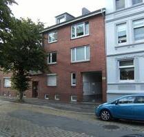 Kapitalanlage Wilhelmshaven: Vermietete 3-Zi.-Dachwohnung, 61m²