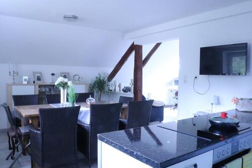 Foto - Gemütliche Dachgeschosswohnung mit großem Garten in Altenbeken