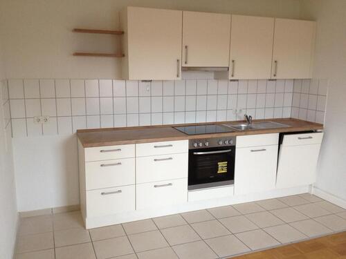 Foto - 2-Zimmerwohnung mit EBK, teilw. renoviert, ab 15.2.26