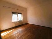 Foto - 2 Zimmer Wohnung in Apolda - 580,00&nbsp;EUR Kaltmiete, ca.&nbsp; 66,00&nbsp;m&sup2;