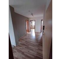 helle 4 Zimmer Wohnung in Hünfeld zu vermieten - Petersberg