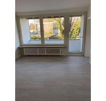 SCHÖNE 3 Zi. Whg. + Balkon + 2. OG in Ennepetal