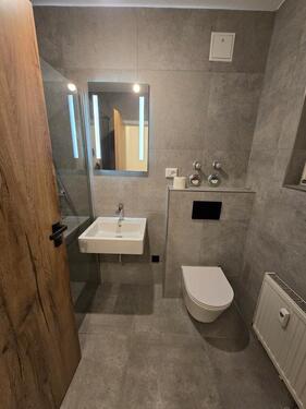 Foto - Hochwertig renovierte 1-Zimmer-Wohnung mit Terrasse & EBK – ruhig