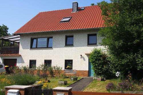 Foto - Freist. Einfamilienhaus in Massivbauweise, Feldrandlage, Büdingen