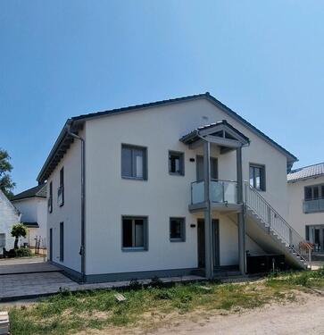 Foto - 4 Raumwohnung OG und EG im Grünen