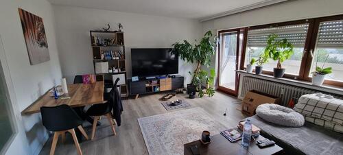 Foto - Helle 2-Zimmer-Wohnung + Küche + Balkon zu vermieten ab Januar