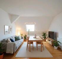 Helle Dachgeschosswohnung zum Wohlfühlen – zentral in Hanau