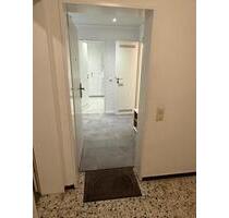 Diese helle 2-Zimmer-Wohnung in Herzogenrath-Kohlscheid bietet au