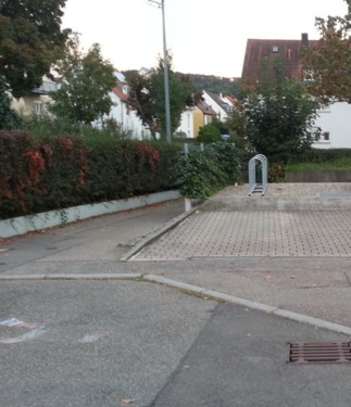Foto - Kfz-Außenstellplatz in Fellbach