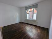 Foto - Wohnung Altbau Parterre - 800,00&nbsp;EUR Kaltmiete, ca.&nbsp; 100,00&nbsp;m&sup2;